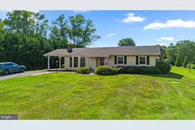 18008 Muncaster Road, Rockville, MD 20855 - Photo 4