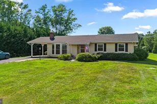 18008 Muncaster Rd, Rockville, MD 20855 - Photo 4