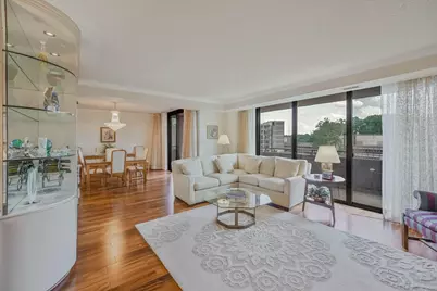 4550 N Park Avenue N #405, Chevy Chase, MD 20815 - Photo 2