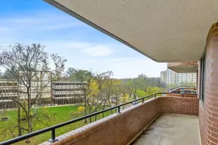 4550 N Park Ave N, Chevy Chase, MD 20815 - Photo 12