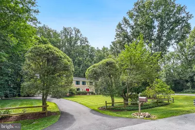 11701 Beekman Place, Potomac, MD 20854 - Photo 2