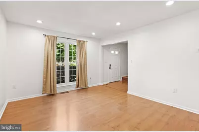 20214 Thunderhead Way, Germantown, MD 20874 - Photo 4