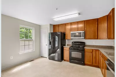 12514 Horseshoe Bend Circle, Clarksburg, MD 20871 - Photo 4