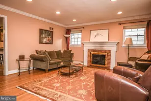 8804 Walnut Hill Rd, Chevy Chase, MD 20815 - Photo 2