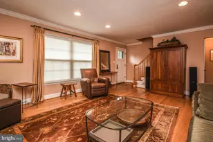 8804 Walnut Hill Rd, Chevy Chase, MD 20815 - Photo 6