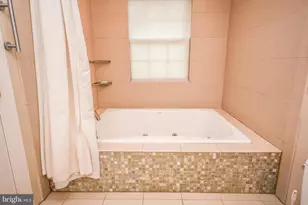 8804 Walnut Hill Rd, Chevy Chase, MD 20815 - Photo 42