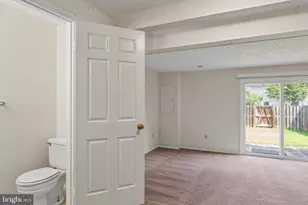 7525 Weatherby Dr, Rockville, MD 20855 - Photo 36