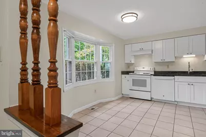 7525 Weatherby Drive, Rockville, MD 20855 - Photo 8