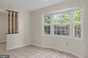7525 Weatherby Dr, Rockville, MD 20855 - Photo 10