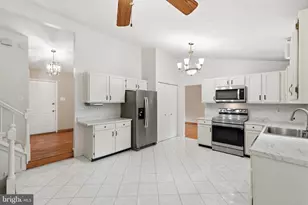 18007 Silver Leaf Dr, Gaithersburg, MD 20877 - Photo 16