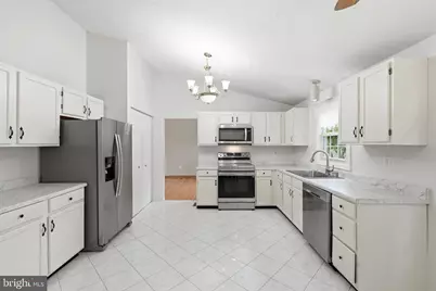 18007 Silver Leaf Drive, Gaithersburg, MD 20877 - Photo 18