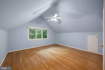 9328 Garden Court, Potomac, MD 20854 - Photo 22