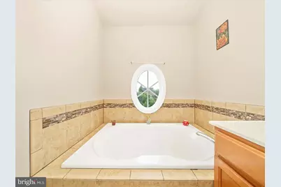 22619 Sweetspire Drive, Clarksburg, MD 20871 - Photo 32