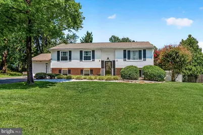 19205 Walters Avenue, Poolesville, MD 20837 - Photo 1