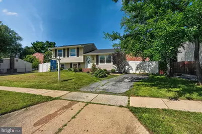 19200 Saint Johnsbury Lane, Germantown, MD 20876 - Photo 2