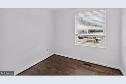 19200 Saint Johnsbury Lane, Germantown, MD 20876 - Photo 12