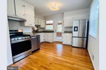 407 Anderson Avenue, Rockville, MD 20850 - Photo 6