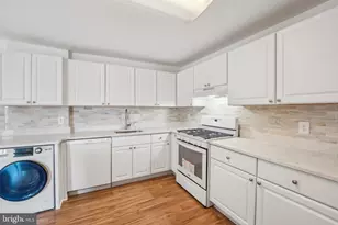 18808 Walkers Choice Rd, Gaithersburg, MD 20886 - Photo 1