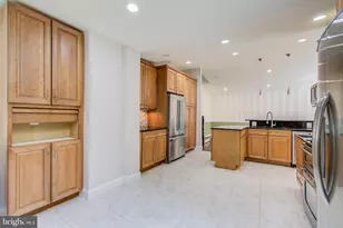 9203 Cedarcrest Dr, Bethesda, MD 20814 - Photo 10