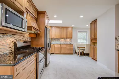 9203 Cedarcrest Drive, Bethesda, MD 20814 - Photo 12
