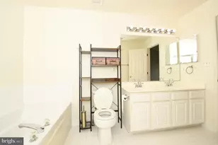 628 Main St, Gaithersburg, MD 20878 - Photo 50