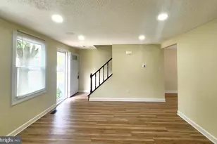 13527 Duhart Rd, Germantown, MD 20874 - Photo 2
