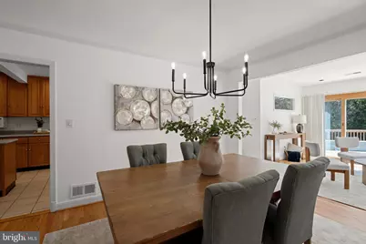 4702 Essex Avenue, Chevy Chase, MD 20815 - Photo 18