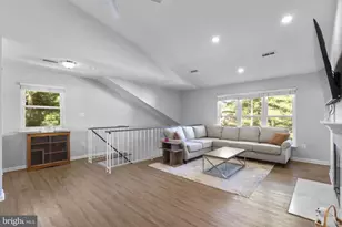18054 Rolling Meadow Way, Olney, MD 20832 - Photo 10