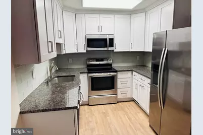 7401 Westlake Terrace #112, Bethesda, MD 20817 - Photo 2