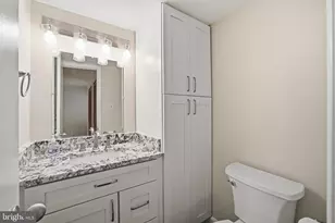 2005 Coleridge Dr, Silver Spring, MD 20902 - Photo 12
