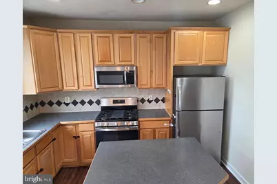308 Garden View Square, Rockville, MD 20850 - Photo 6