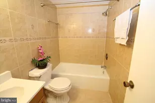 14430 Parkvale Rd, Rockville, MD 20853 - Photo 18