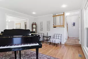 14225 Secluded Ln, North Potomac, MD 20878 - Photo 8