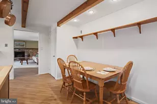 11209 Farmland Dr, Rockville, MD 20852 - Photo 10