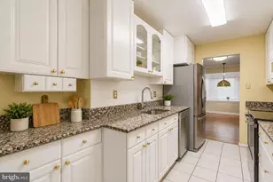 720 Gormley Dr, Rockville, MD 20850 - Photo 6