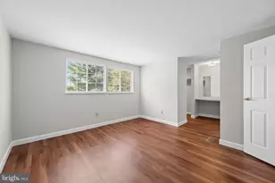 18744 Pintail Ln, Gaithersburg, MD 20879 - Photo 32