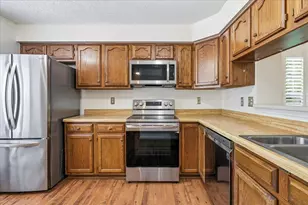 20540 Lowfield Dr, Germantown, MD 20874 - Photo 18