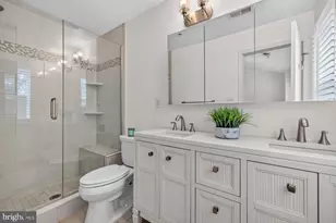 1031 Gaither Rd, Rockville, MD 20850 - Photo 28