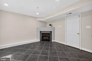 1031 Gaither Rd, Rockville, MD 20850 - Photo 6