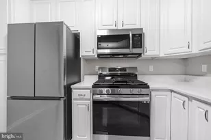 310 High Gables Dr, Gaithersburg, MD 20878 - Photo 22