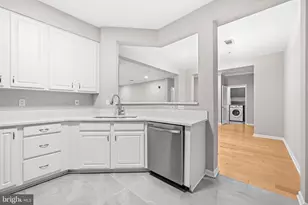 310 High Gables Dr, Gaithersburg, MD 20878 - Photo 20