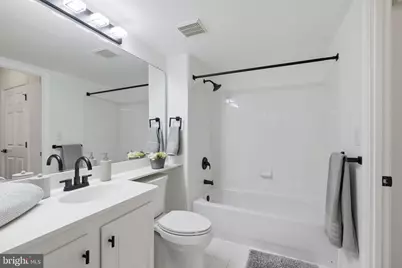 11710 Old Georgetown Road #719, North Bethesda, MD 20852 - Photo 10