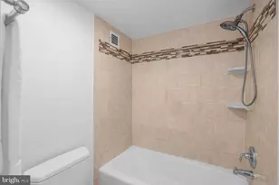4515 Willard Ave, Chevy Chase, MD 20815 - Photo 8