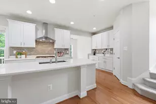 11808 Mango Ln, North Potomac, MD 20878 - Photo 4
