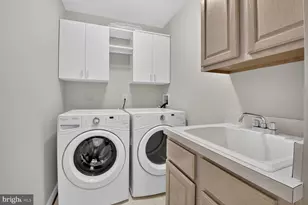 11432 Cedar Ridge Dr, Potomac, MD 20854 - Photo 24