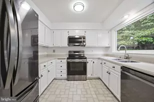 10701 Game Preserve Rd, Gaithersburg, MD 20879 - Photo 8