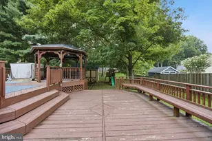 10701 Game Preserve Rd, Gaithersburg, MD 20879 - Photo 4
