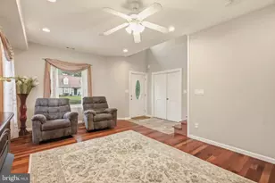 1011 Crawford Dr, Rockville, MD 20851 - Photo 4