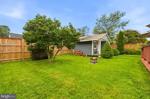 1011 Crawford Dr, Rockville, MD 20851 - Photo 36
