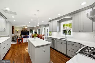 4368 Morningwood Dr, Olney, MD 20832 - Photo 6